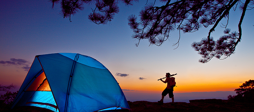 What to Bring On Your Next Camping Trip: 5 Things You Need to Carry